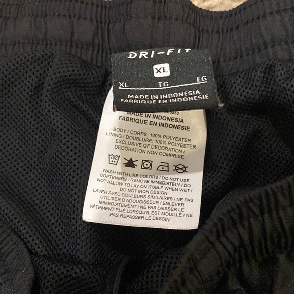 Nike sweats - Picture 2 of 3